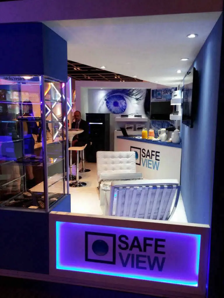 Safe View Stand